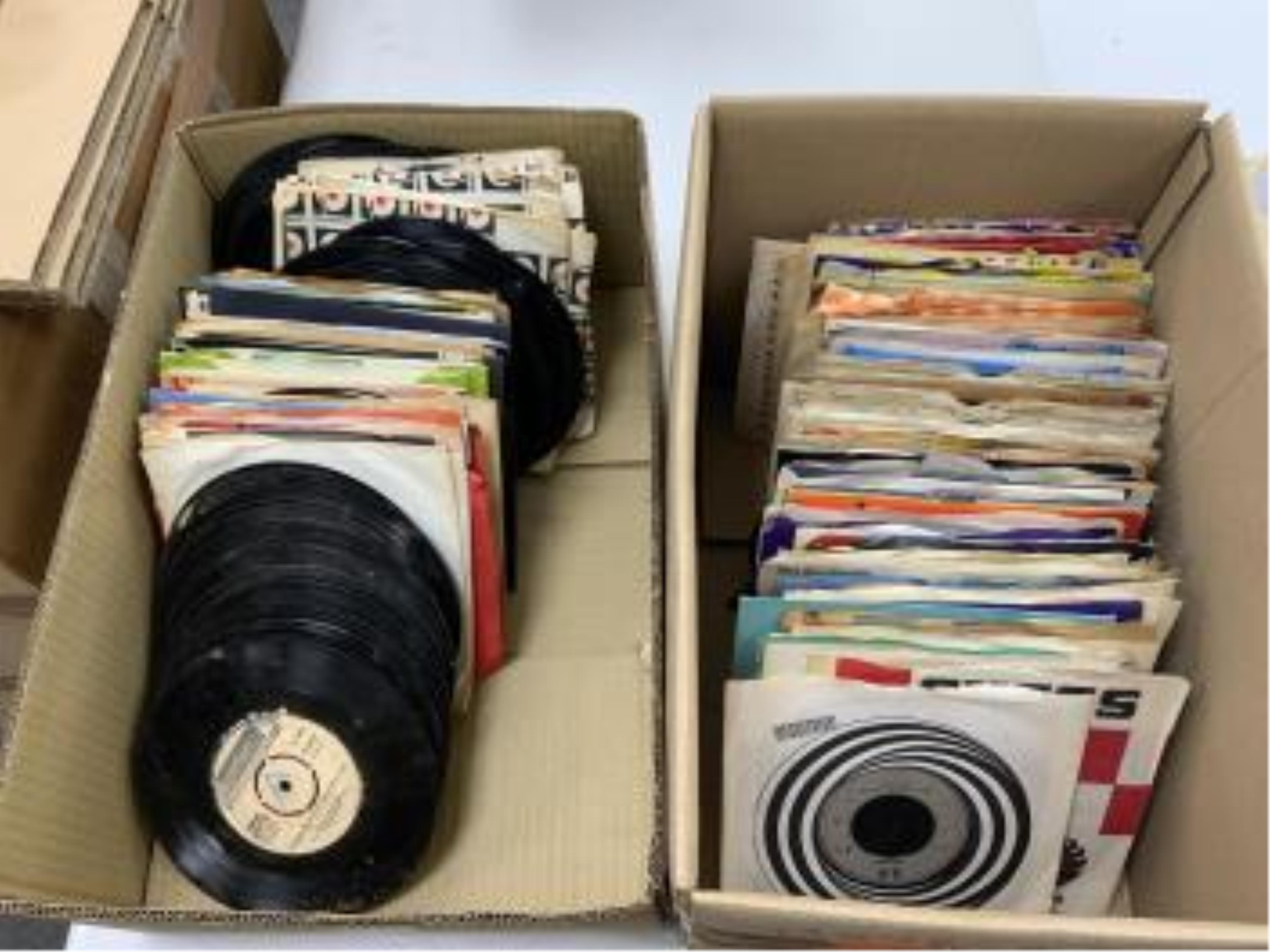 A collection of 7” singles, record labels include; Vertigo, Decca, Pye, Avco, Mercury, Polydor, CBS, Immediate, etc. Artists include; Nat King Cole, Paul Simon, The Bee Gees, Gordon Lightfoot, The Stylistics, Dusty Sprin